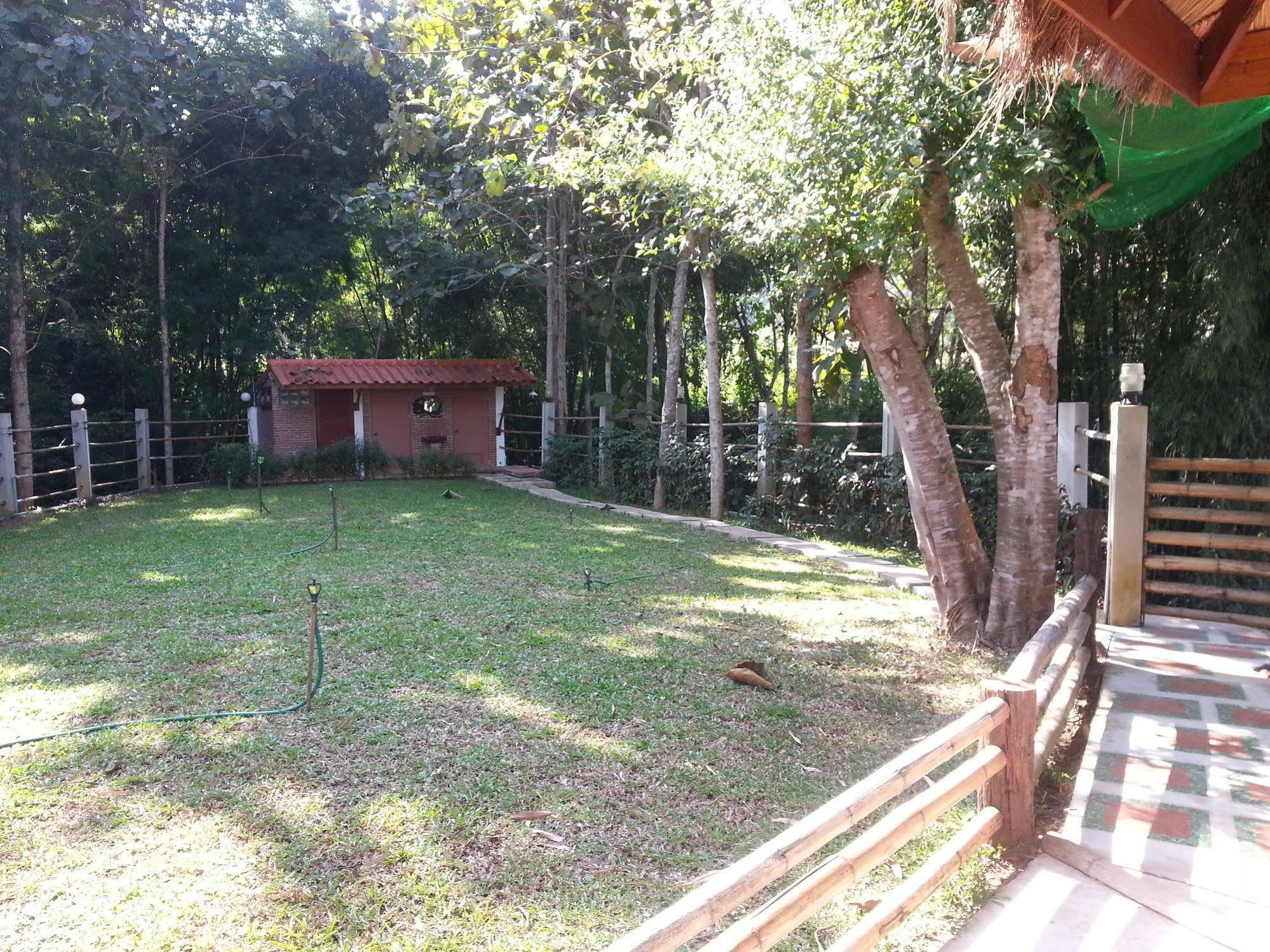 Rim Nam Kong Homestay ปากชม ภายนอก รูปภาพ