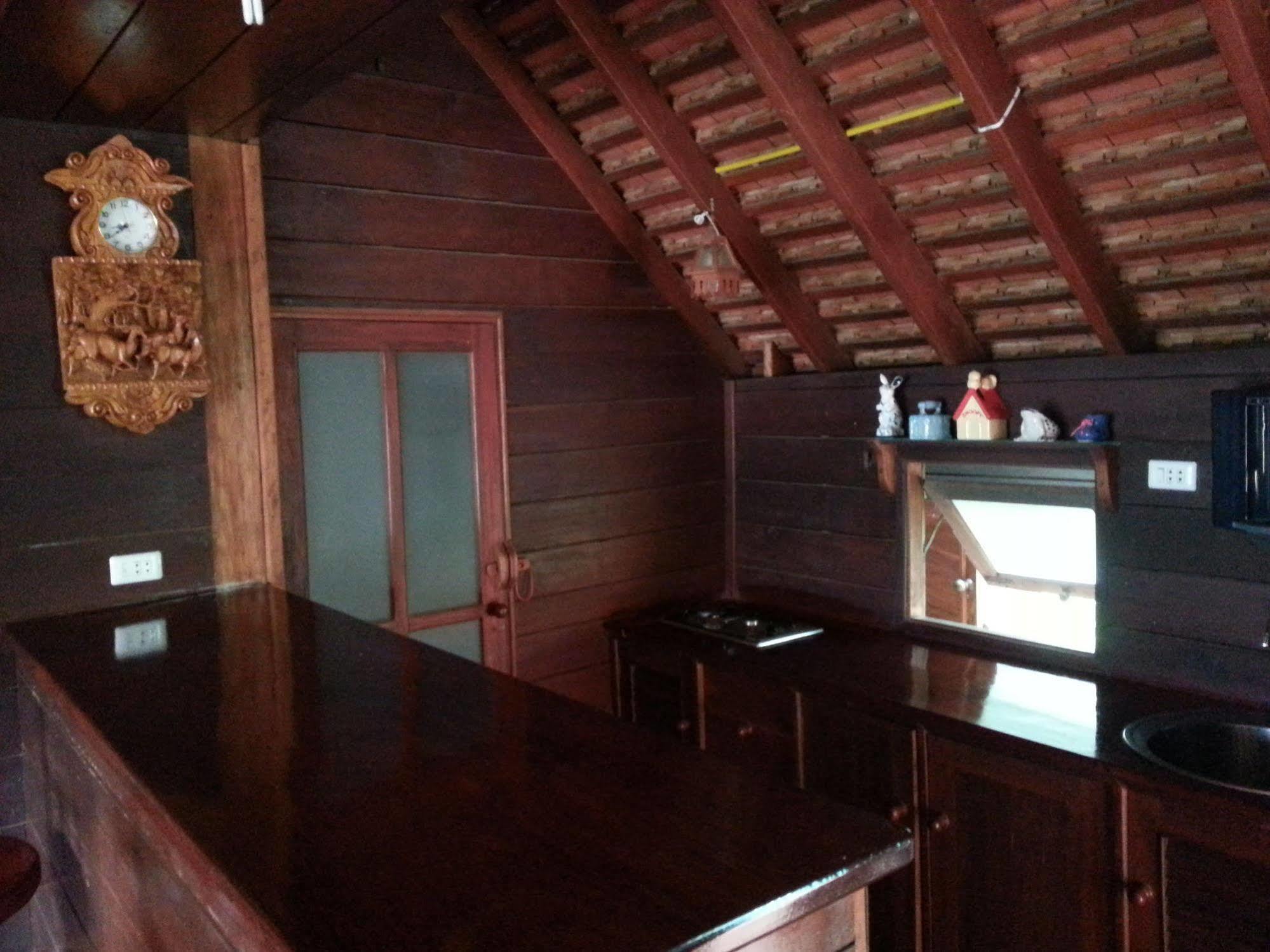 Rim Nam Kong Homestay ปากชม ภายนอก รูปภาพ