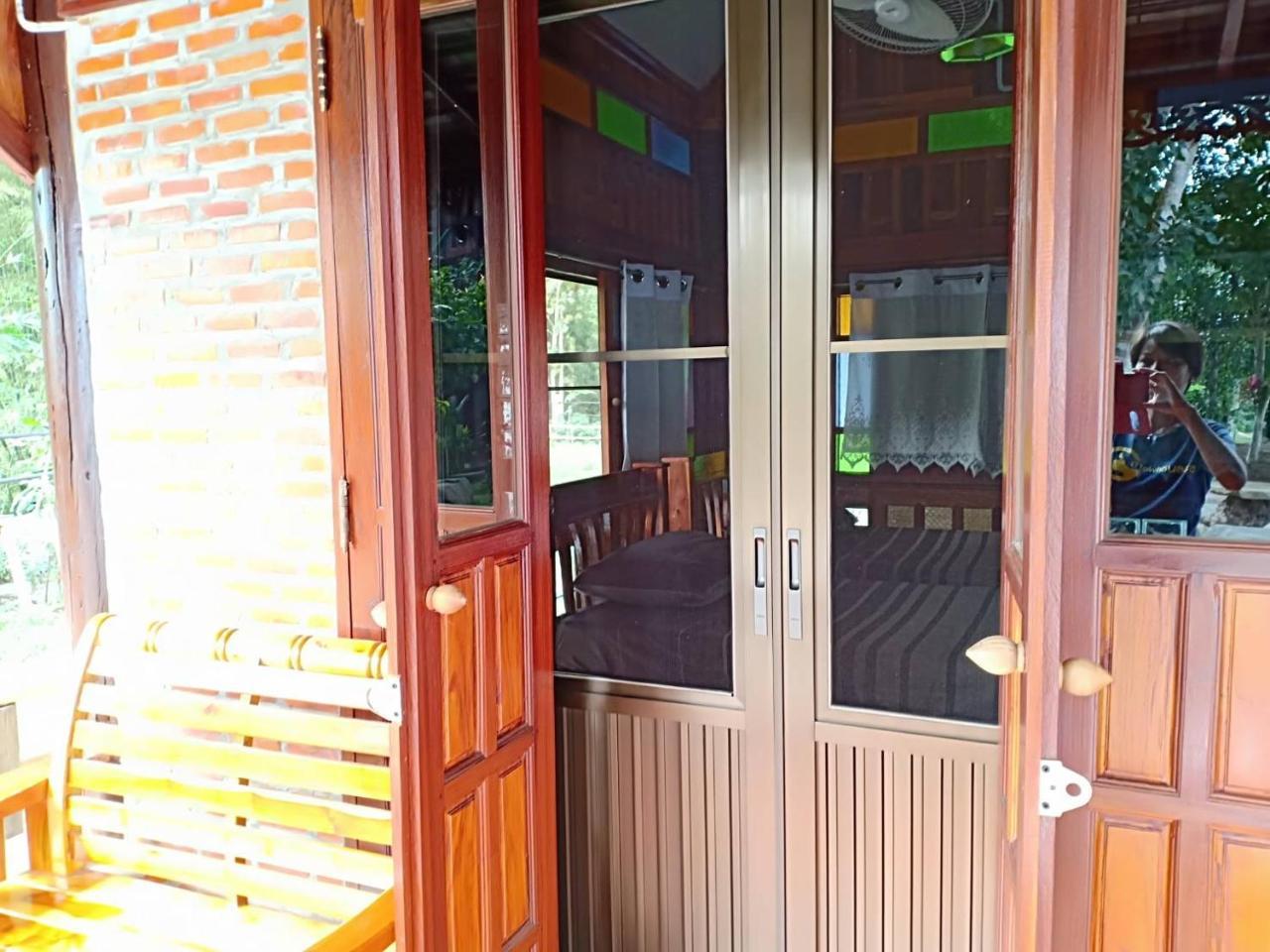 Rim Nam Kong Homestay ปากชม ภายนอก รูปภาพ